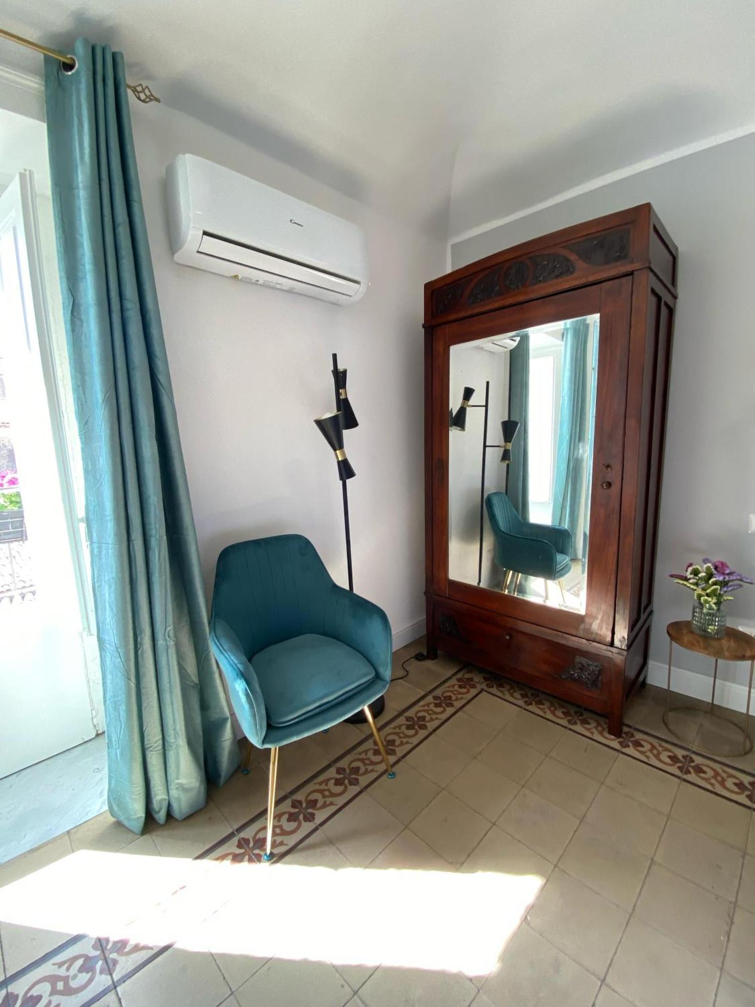 Dimora Dei Minoriti Bed & Breakfast Catania Bagian luar foto