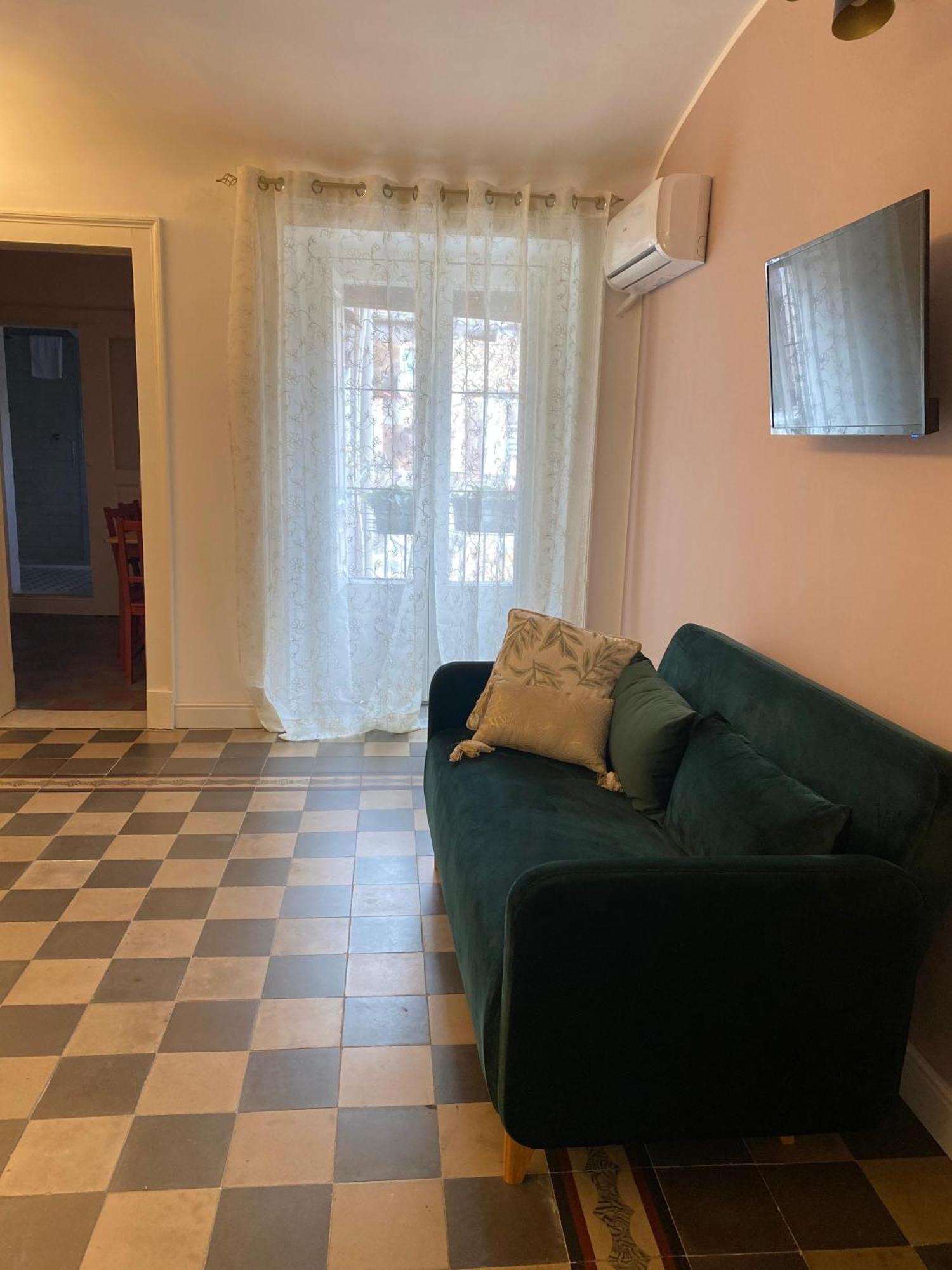 Dimora Dei Minoriti Bed & Breakfast Catania Bagian luar foto